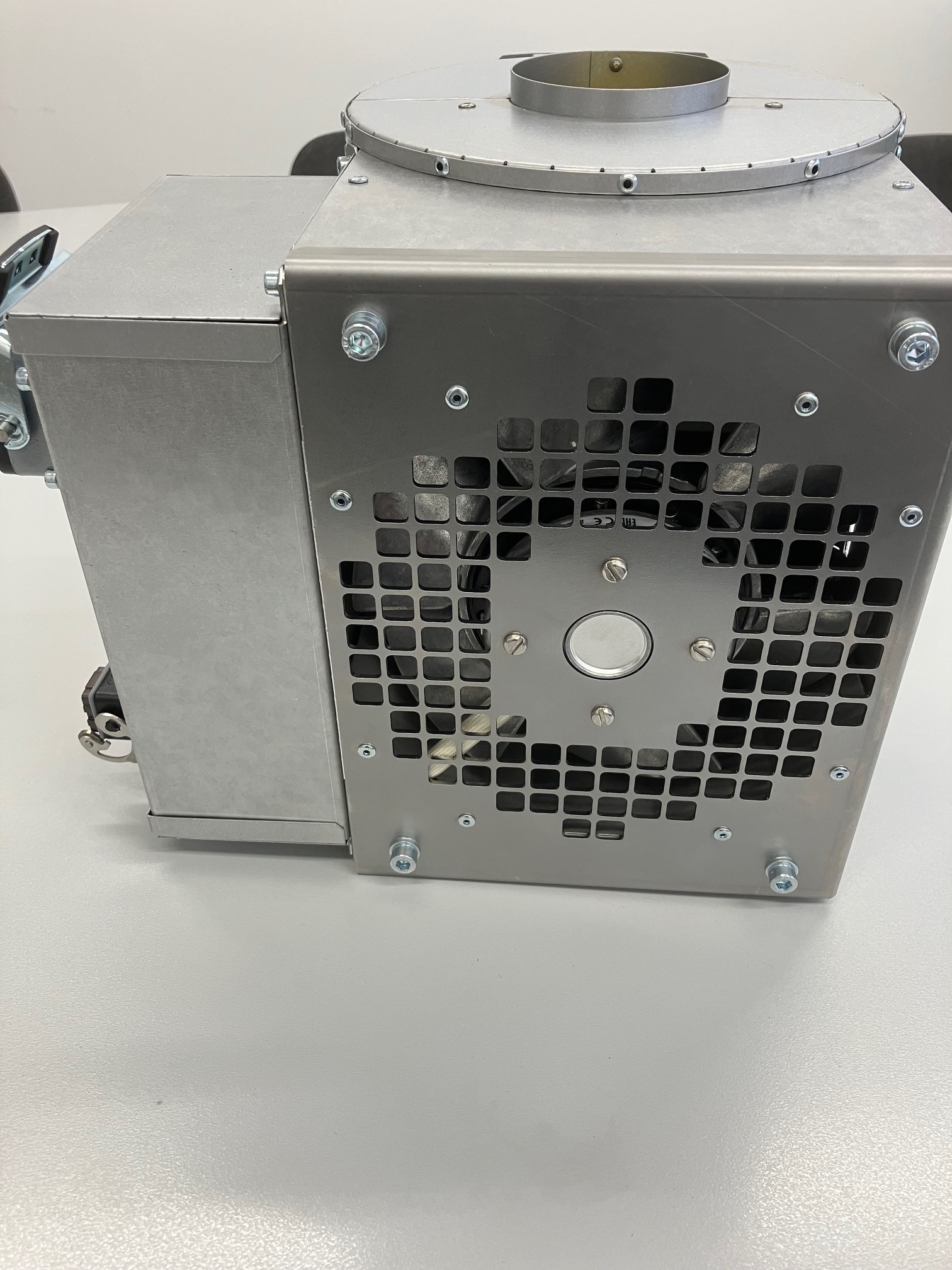 HK 216 Heating-cooling Assembly with integrated Fan, for intensive Air Cooling